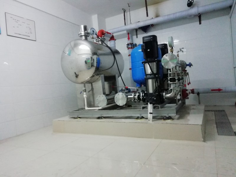 全自動(dòng)無(wú)負(fù)壓變頻供水系統(tǒng)